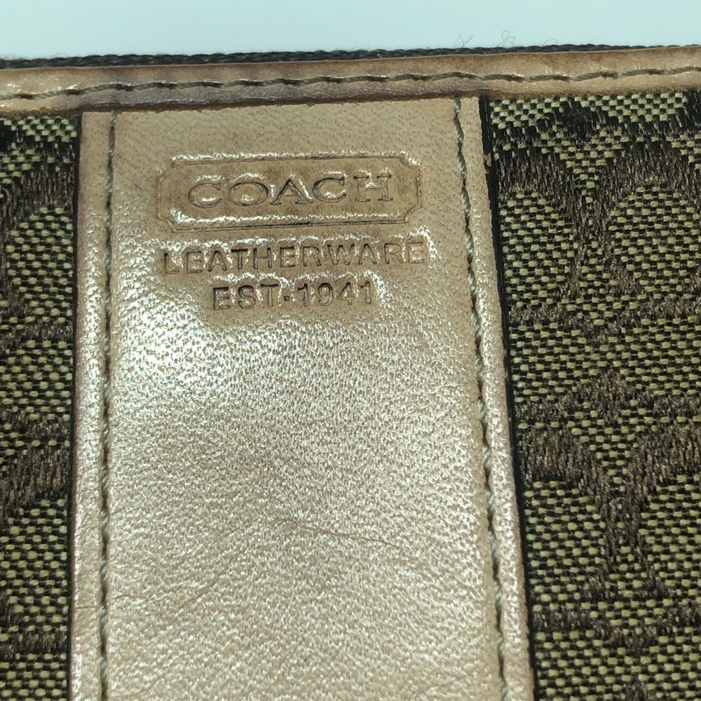 COACH Brown and Tan Signature Zip Around Wallet / Checkbook / Credit Cards - Picture 4 of 14